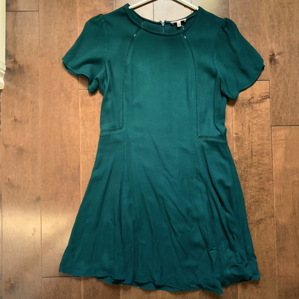 Sunday Best dark green mini dress. Bought from Aritzia, worn twice.